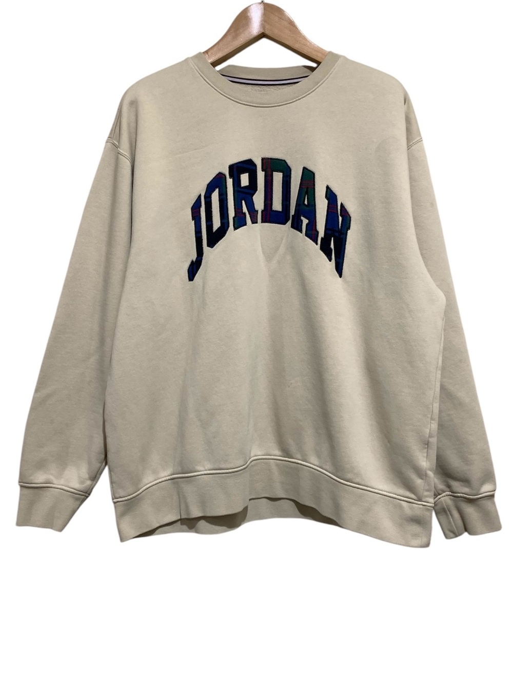 Air Jordan Essential Holiday Crewneck Sweatshirt
Size XL Beige Plaid Tartan